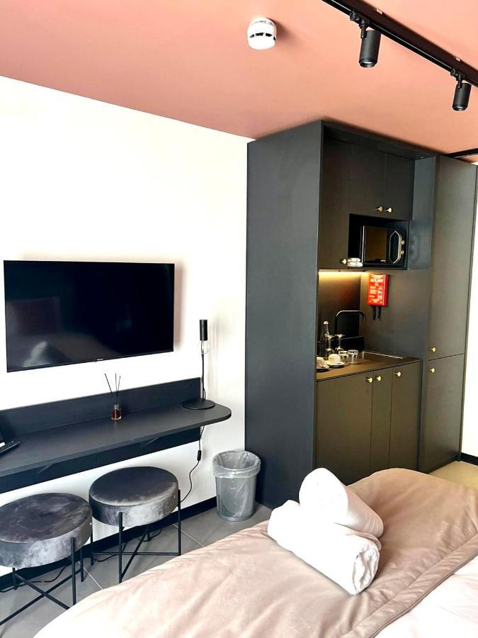 Eleven By Warren Collection Apartment Слима Екстериор снимка